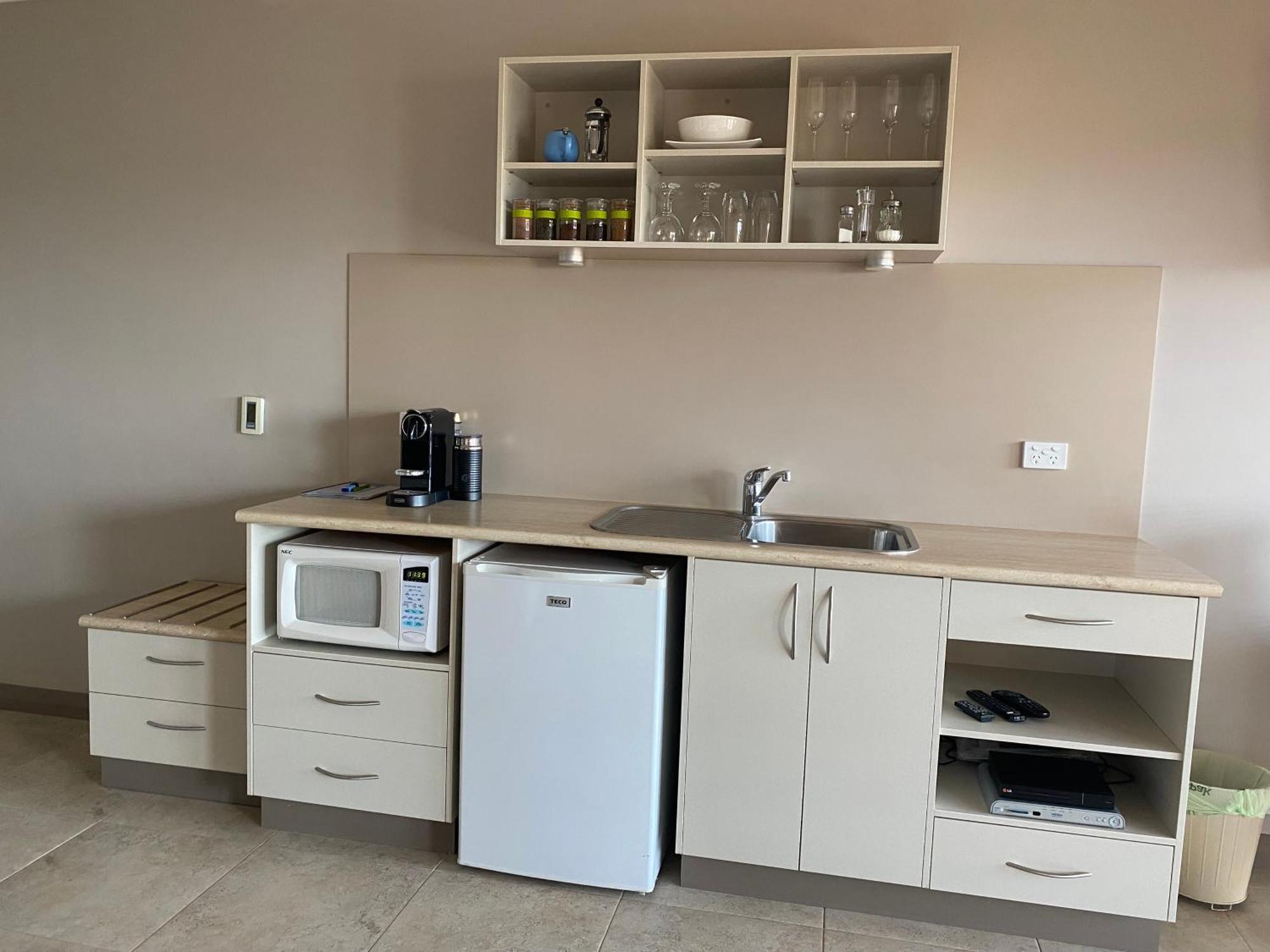 ألباني Saltair Luxury Accommodation - Adults Only المظهر الخارجي الصورة